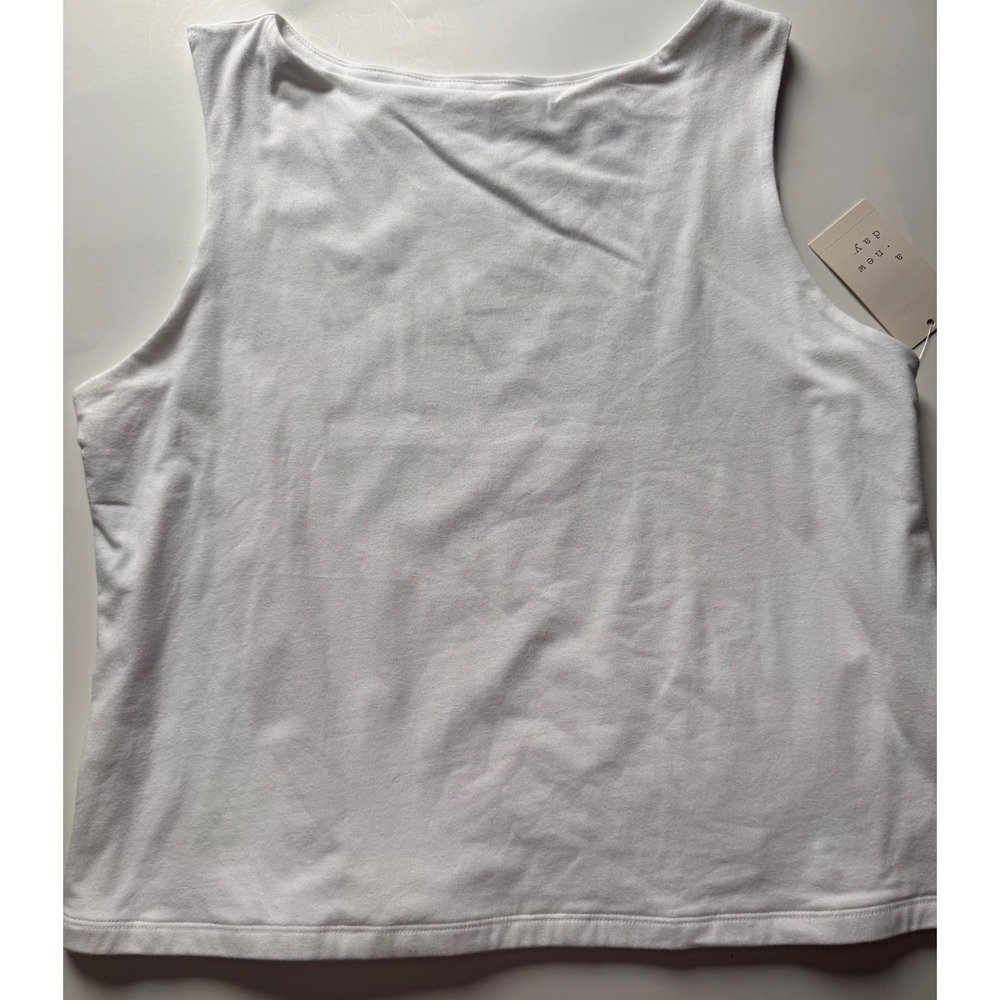 A New Day Womens White Cotton Blend Tank Top Large Sleeveless Boat Neck 2M1MM1
